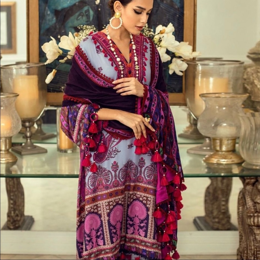 SANA SAFINAZ brand new 3 piece pakistani dress